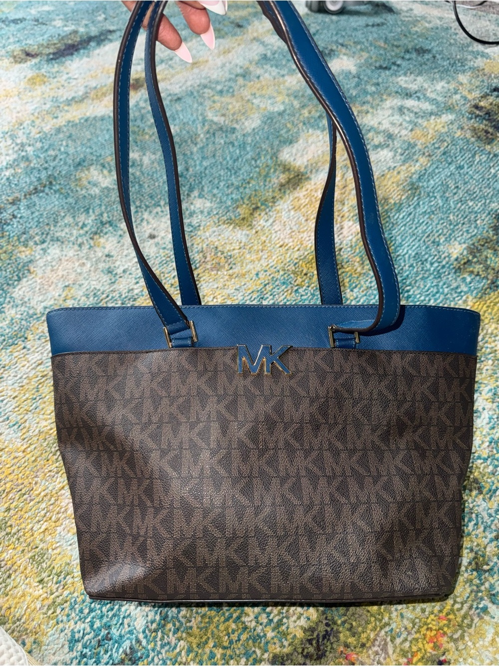 Michael Kors Florence Tote Brown and Navy Blue Tote  SEND BEST OFFER❤️